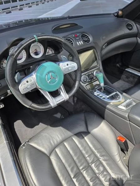 Mercedes-Benz SL-Class