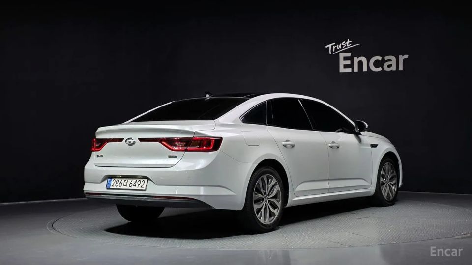 Renault-KoreaSamsung SM6