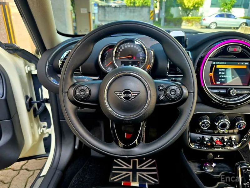 Mini clubman