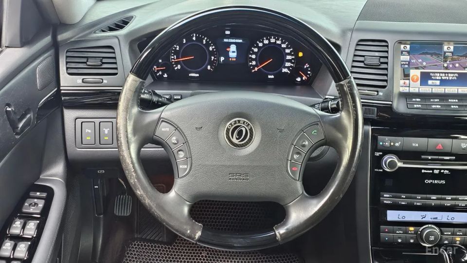 Kia OPIRUS
