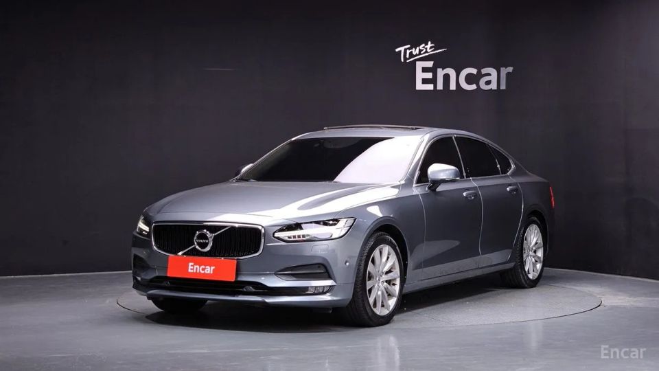 Volvo S90
