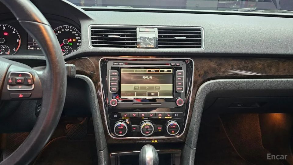Volkswagen Passat