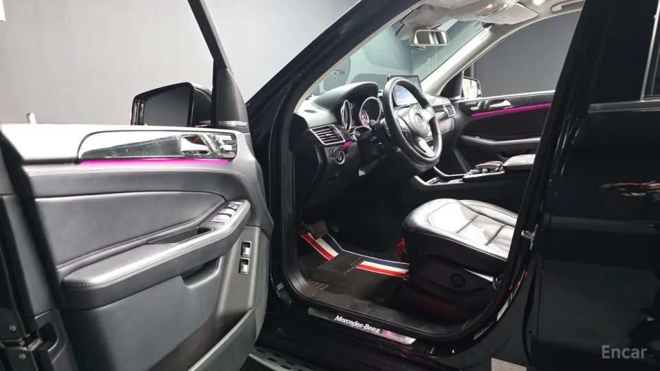 Mercedes-Benz GLS-Class