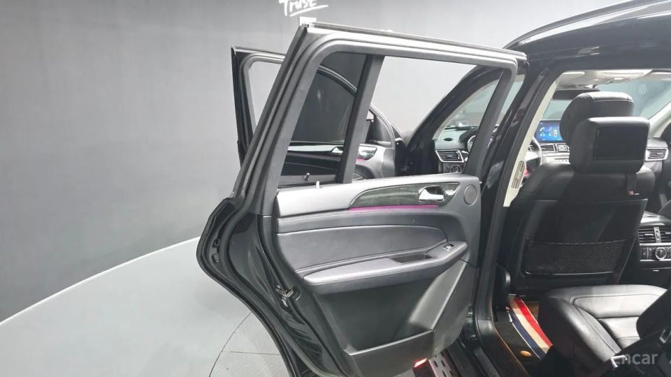 Mercedes-Benz GLS-Class