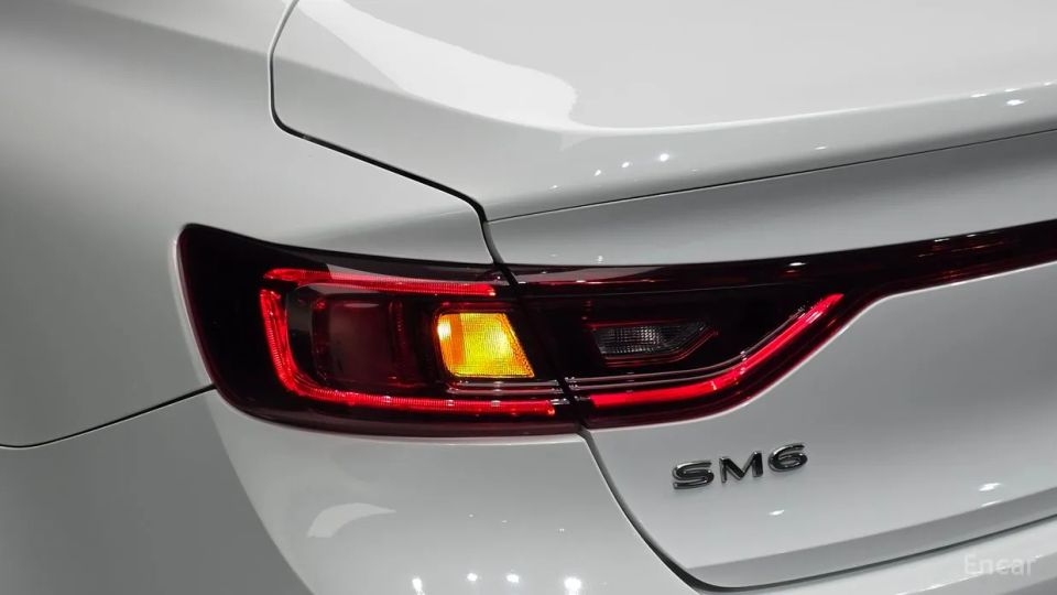 Renault-KoreaSamsung SM6