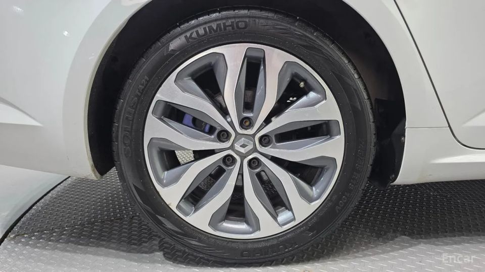 Renault-KoreaSamsung SM6