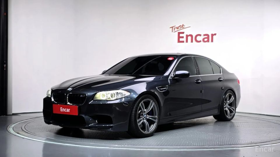 BMW M5