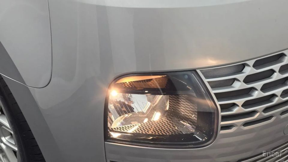 Hyundai Staria