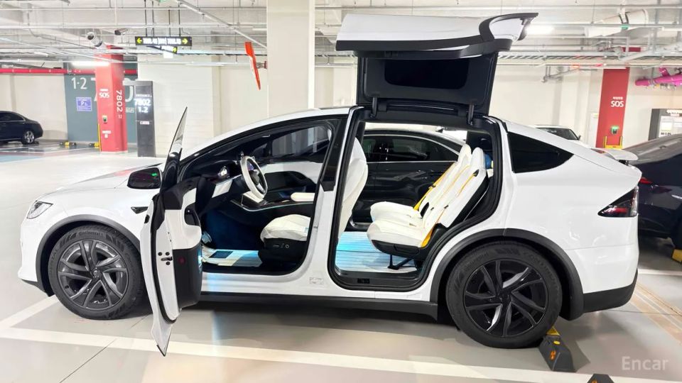 Tesla model-x