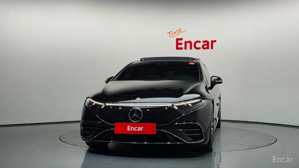 Mercedes-Benz EQS