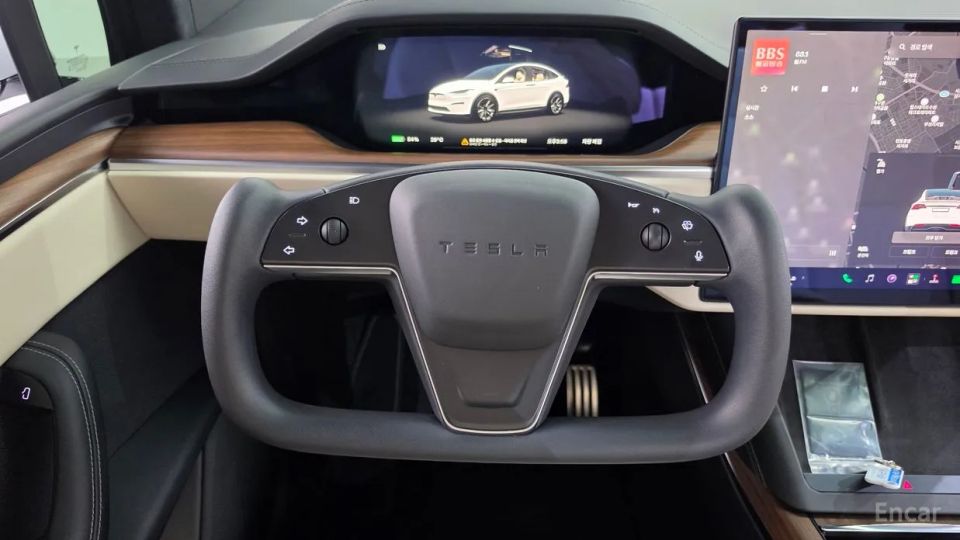 Tesla model-x