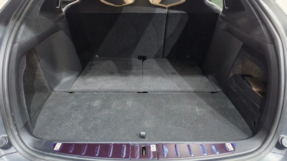 Tesla model-x