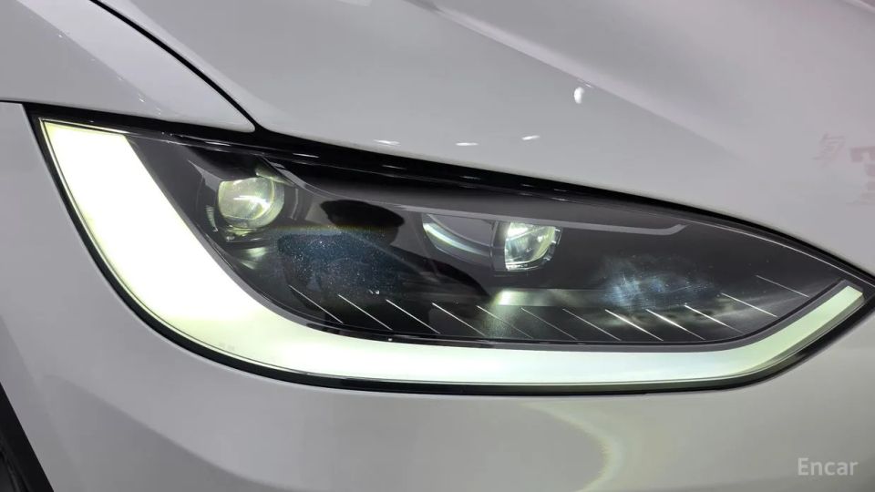 Tesla model-x