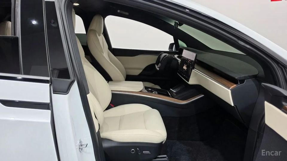 Tesla model-x