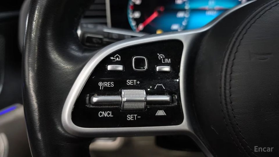 Mercedes-Benz GLS-Class