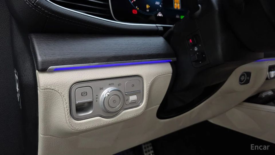 Mercedes-Benz GLS-Class