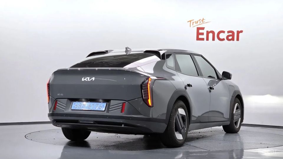 Kia EV4