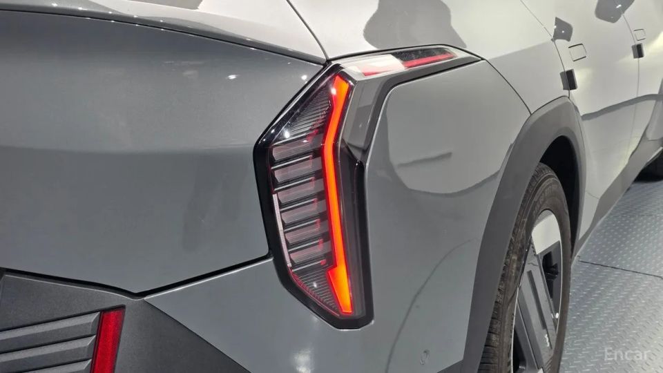 Kia EV4
