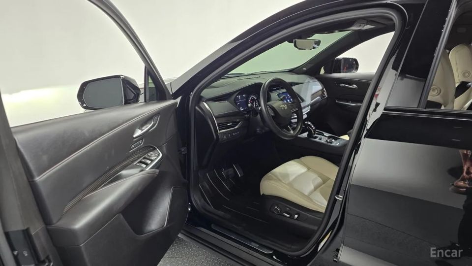 Cadillac XT4