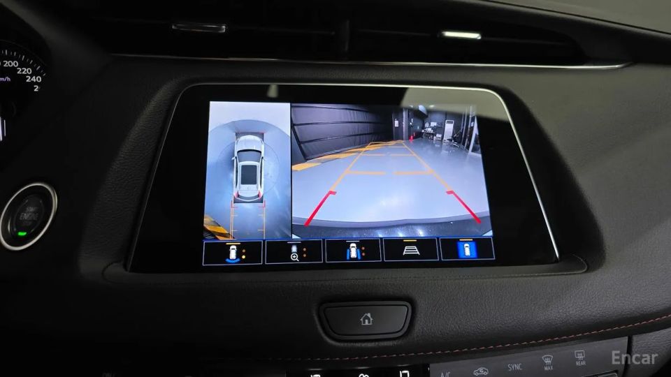 Cadillac XT4
