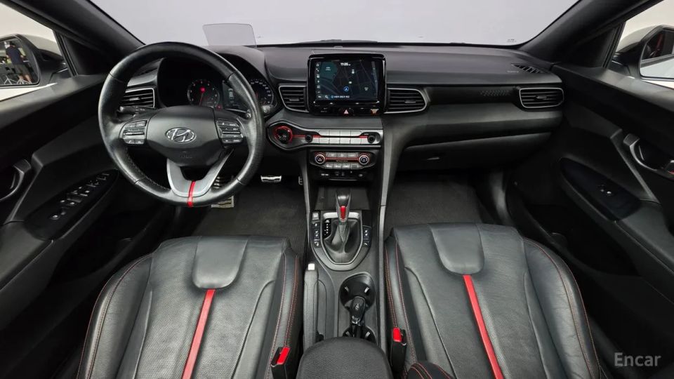 Hyundai Veloster
