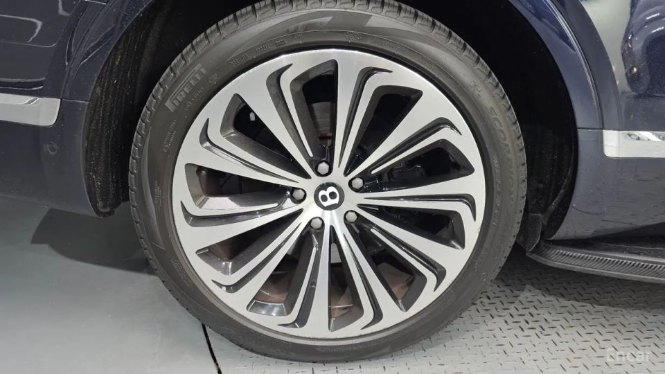Bentley Bentayga