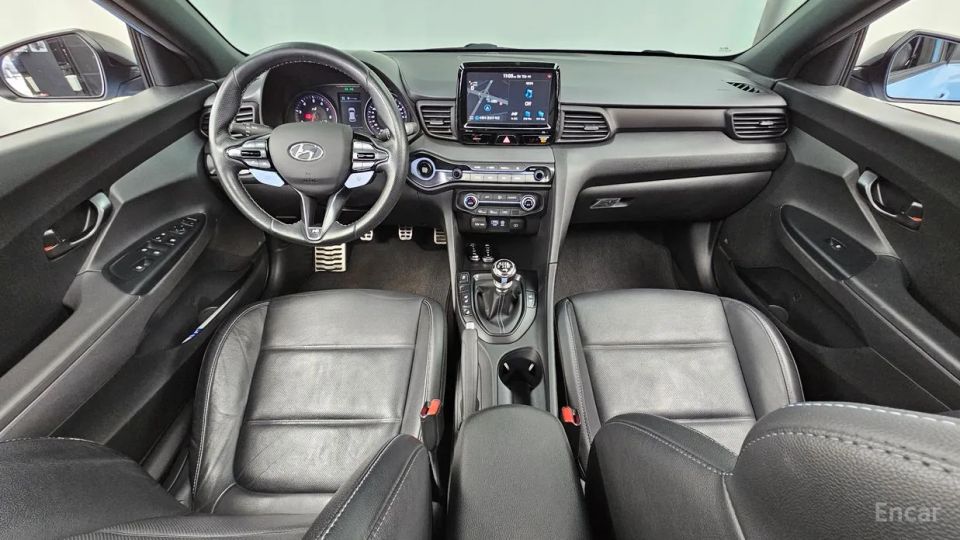 Hyundai Veloster
