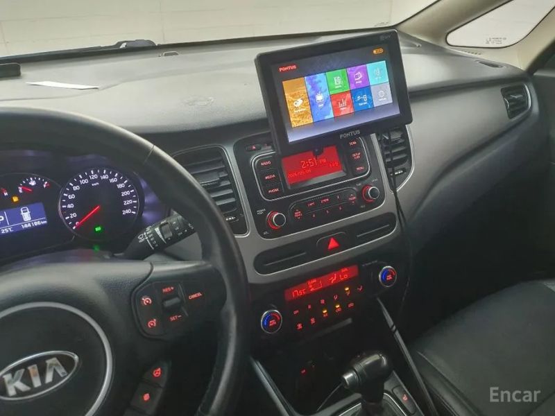 Kia Carens