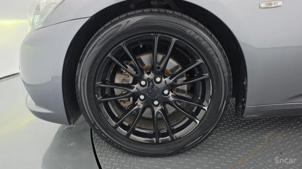 Infiniti G