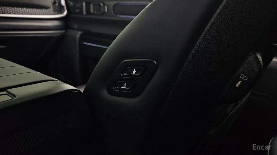 Kia Tasman