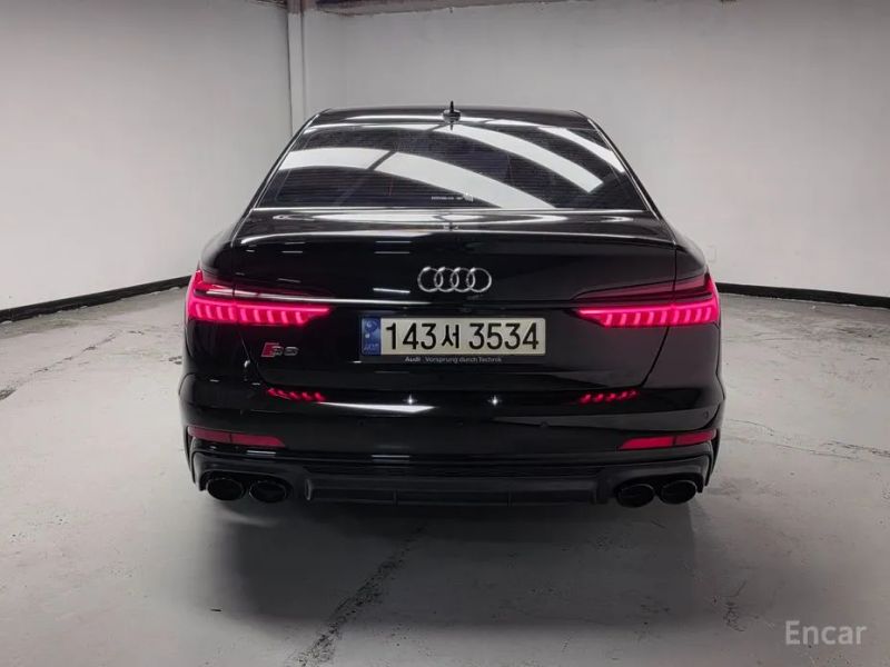 Audi S6