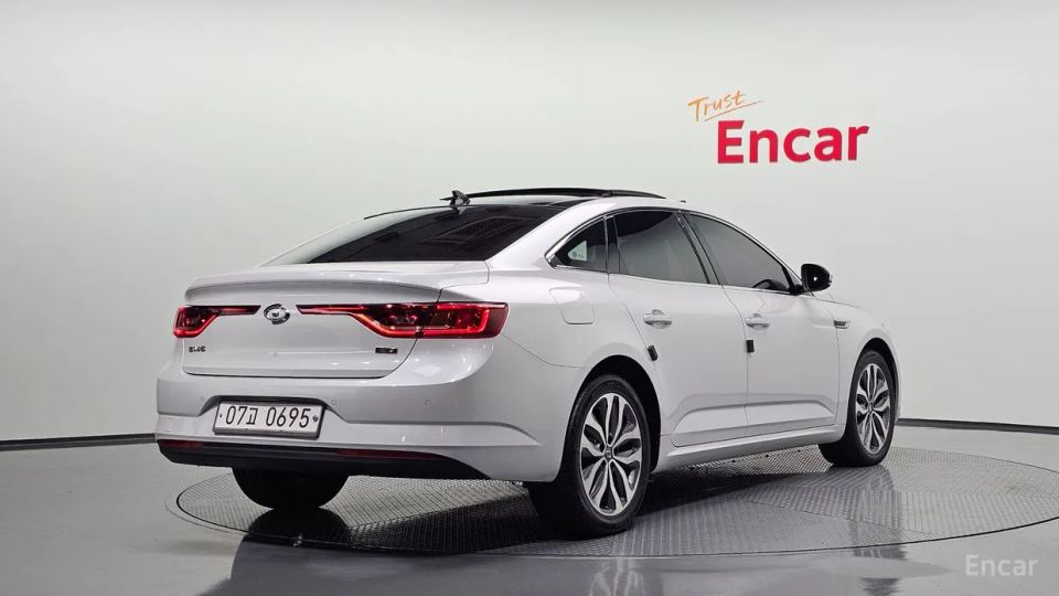 Renault-KoreaSamsung SM6