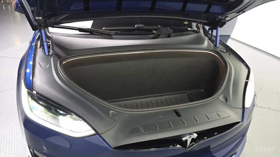 Tesla model-x