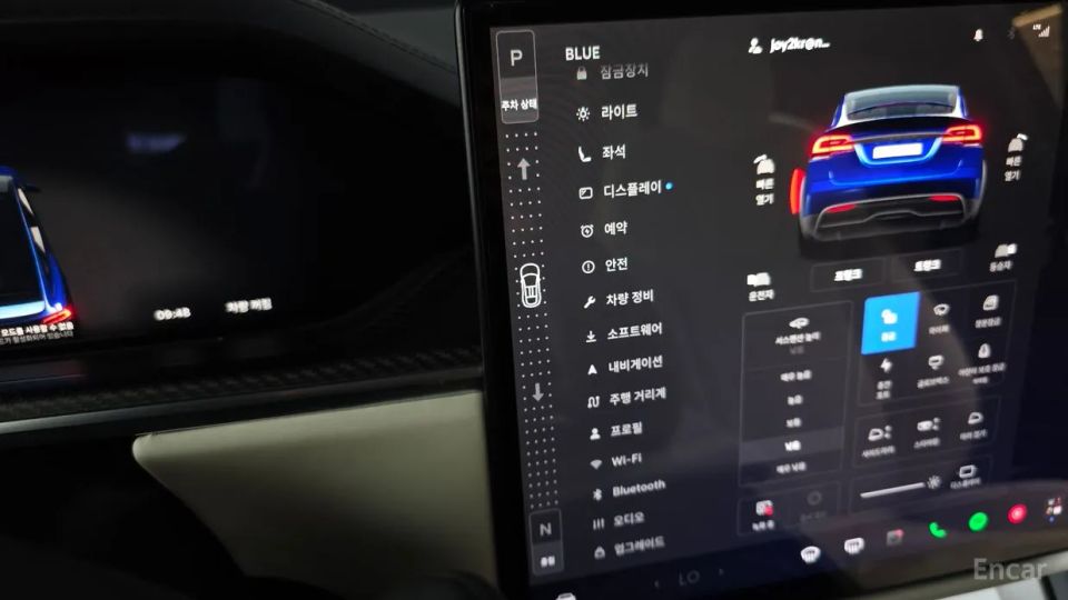 Tesla model-x