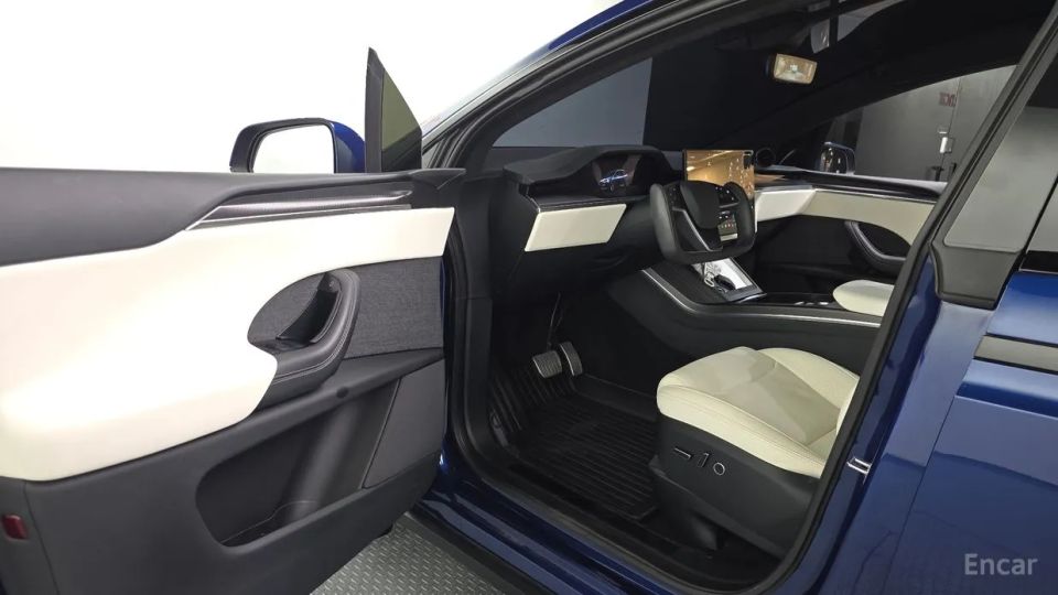 Tesla model-x