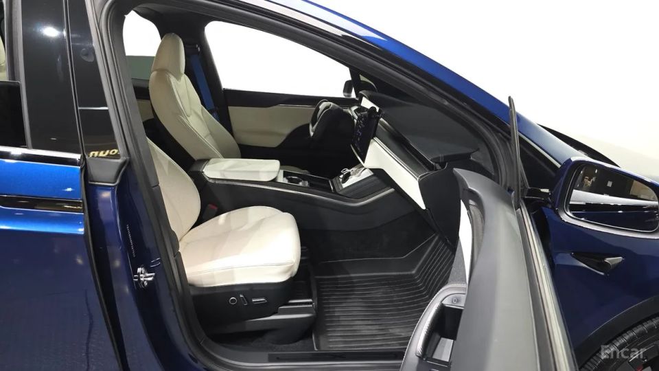 Tesla model-x