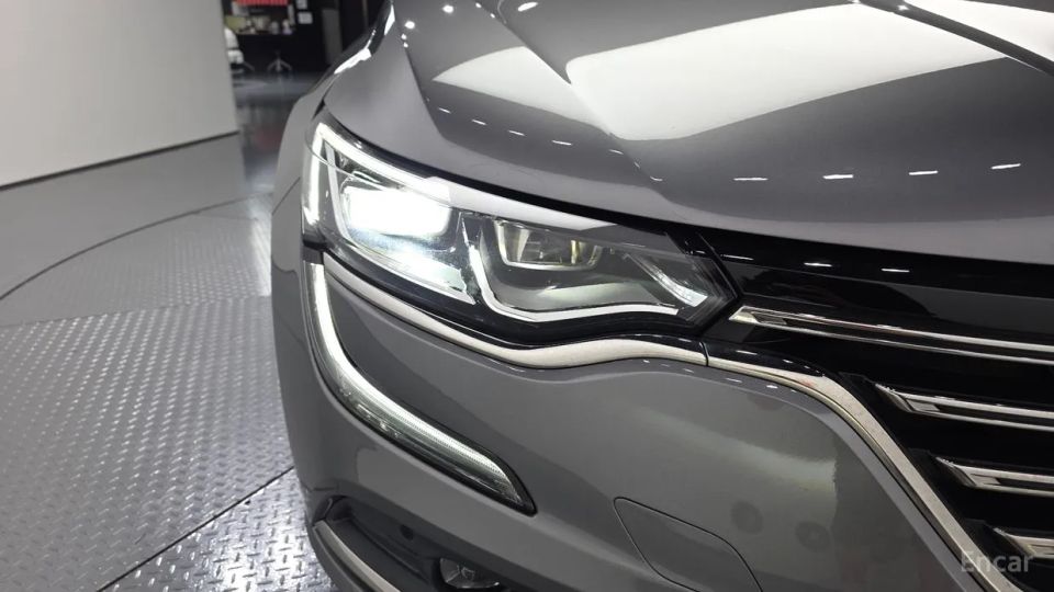 Renault-KoreaSamsung SM6