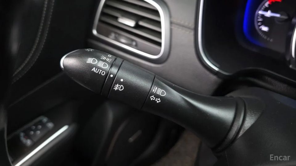 Renault-KoreaSamsung SM6