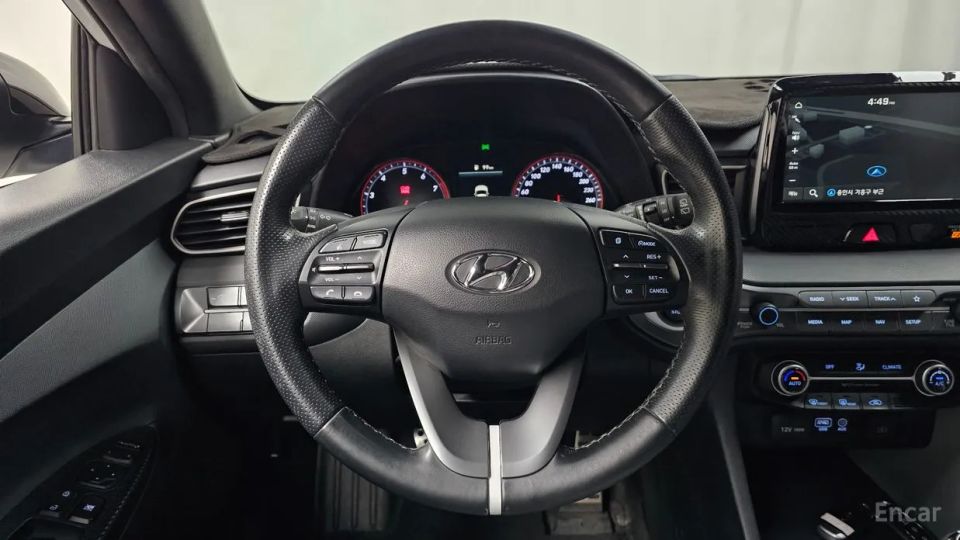Hyundai Veloster