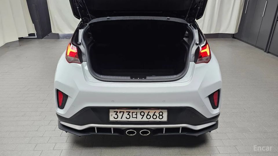 Hyundai Veloster