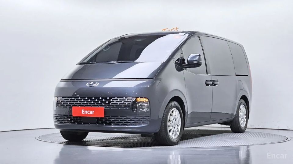Hyundai Staria