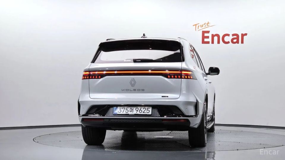 Renault-KoreaSamsung Grand Koleos