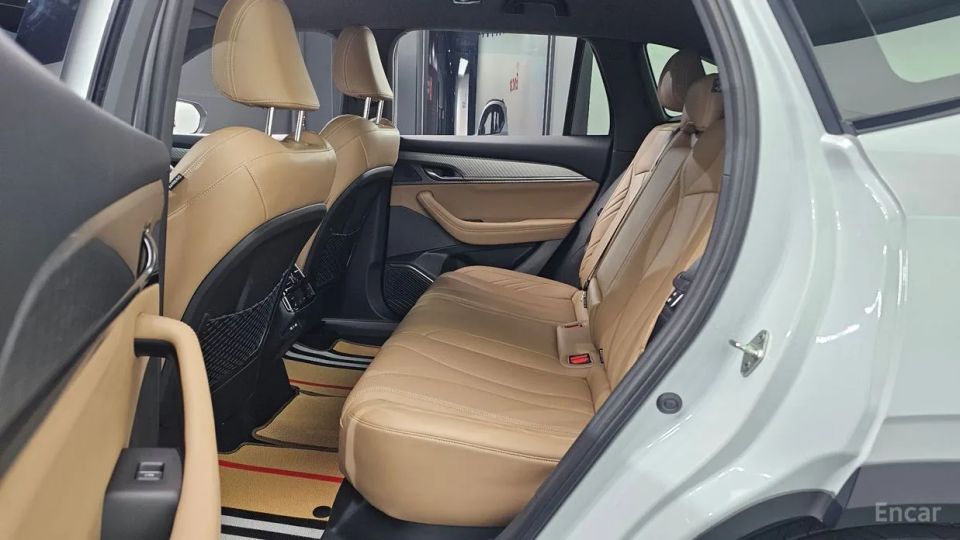 Renault-KoreaSamsung Grand Koleos