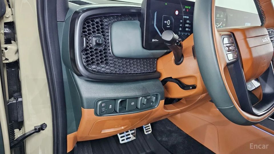 Kia Tasman