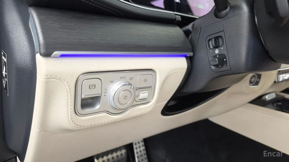 Mercedes-Benz GLS-Class