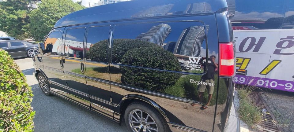 Chevrolet Express Van