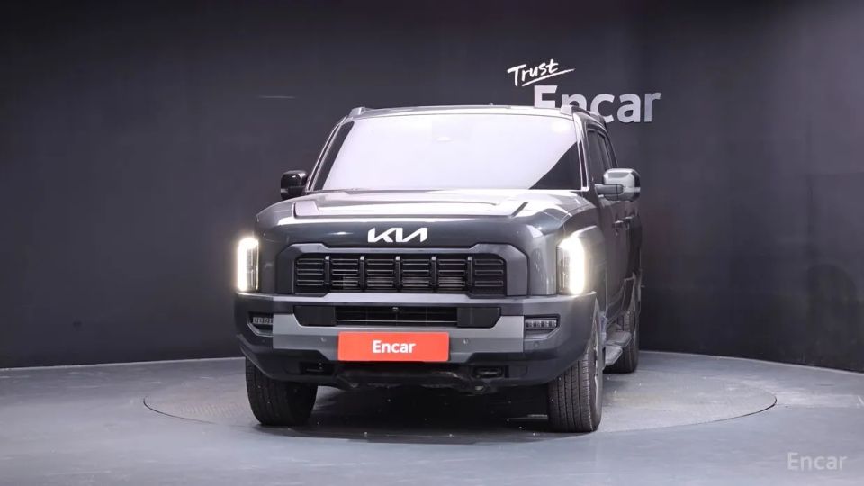 Kia Tasman