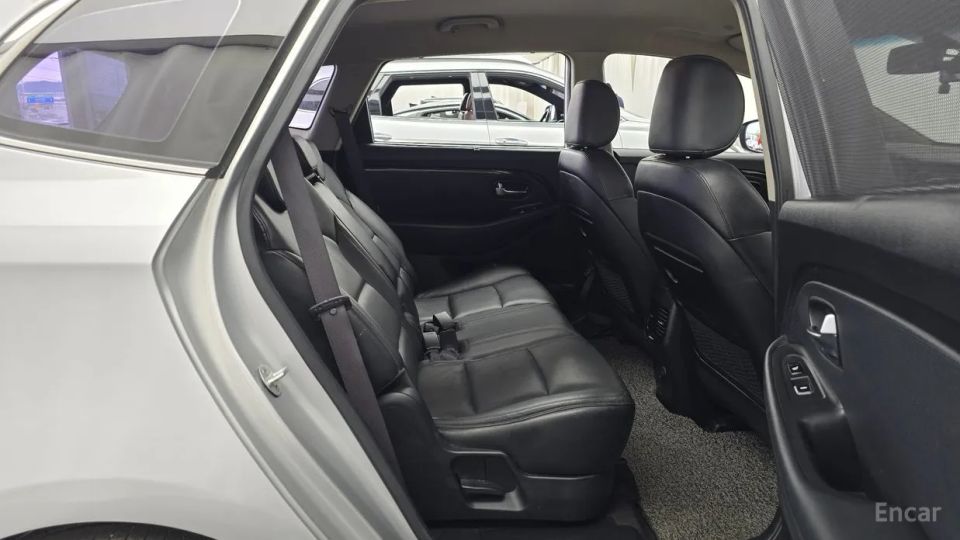 Kia Carens