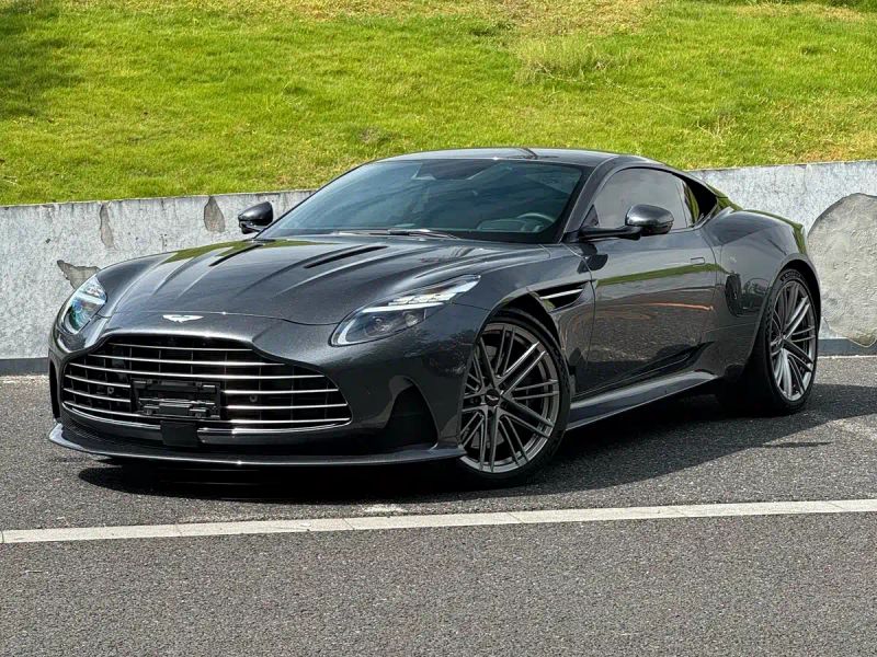 Aston-martin db