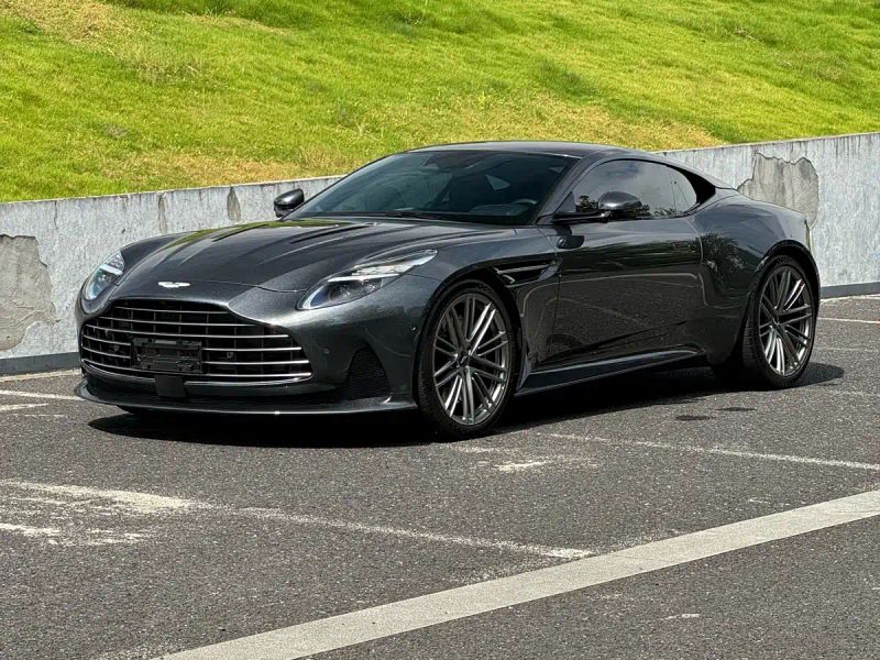 Aston-martin db